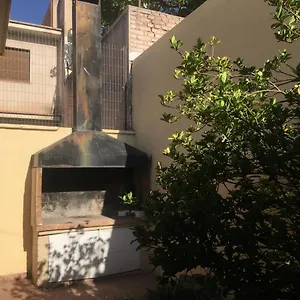 https://hermosa-casa-tranquila-en-la-ciudad.hotelsmendoza.com